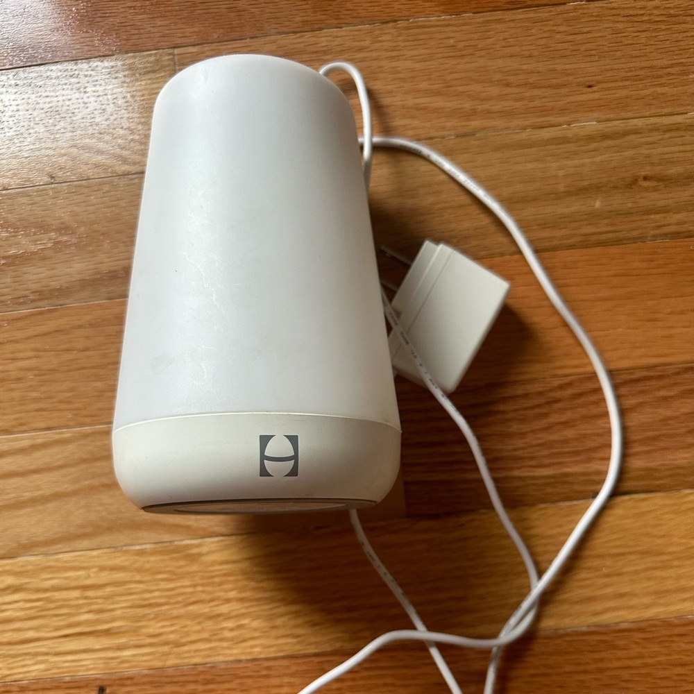 SOLD! Hatch sound machine